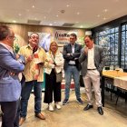 Florencio Carrera, Raúl Alonso, Yolanda de Gregorio, Goyo García y Benito Serrano en el acto celebrado por esRadio en el Restaurante Mena.