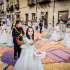 Más de una veintena de niños celebran su primera comunión