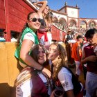 Las vaquillas tras recoger a los toros de La Saca prolongan el ambiente en el coso de San Benito.