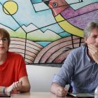 La secretaria general de CCOO en Castilla y León, Ana Fernández de los Muros, y el líder de los socialistas en Castilla y León, Carlos Martínez, durante la reunión.