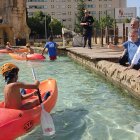Fernández Mañueco en el centro de ocio y deporte La Roca de Palencia, donde ha presentado el bono infantil.