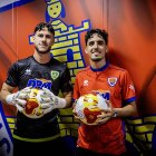 Joel Jiménez y Fermín Ruiz, durante su presentación como jugadores del CD Numancia.