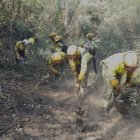 Un total de 88 medios trabajan para sofocar el incendio del Tiétar tras una “noche tranquila” y sin reproducciones.