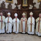 Los obispos participantes en la celebración este viernes en la Catedral de El Burgo.