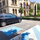 Plaza de aparcamiento para personas con movilidad reducida junto a los Juzgados de El Burgo de Osma.