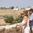 Yolanda de Gregorio junto a Miguel Ángel Ramos alcalde de Rello.