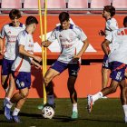 La Selección Sub 21 entrenó en el césped de Los Pajaritos.