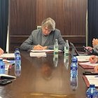 Los responsables del Ayuntamiento y FOES durante la reunión.