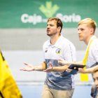 Los amarillos logran su primera victoria