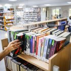 Libros en la Biblioteca Pública de Soria.