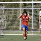 Los jugadores del Numancia se lamentan de una ocasión perdida.