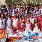 Los equipos masculino y femenino sub-16 de Castilla y León.
