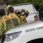 Archivo - Bomberos trabajan en el incendio de Fasgar, a 28 de agosto de 2025, en Tremor de Arriba.