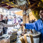 Talleres, demostraciones, teatro de calle y espectáculos animan la ciudad.