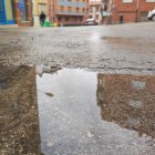 Un charco en Soria capital a las 12.00 horas de este sábado.
