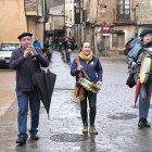 San Esteban de Gormaz abre bajo la lluvia una nueva edición de su festival de música tradicional Aires de Dulzaina.