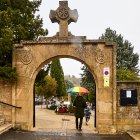 El cementerio de Soria recibe a miles de personas para honrar a sus seres queridos.