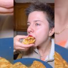 La reacción al probar esta versión de tortilla de patata con ingrediente soriano lo dice todo: crujiente, jugosa y absolutamente adictiva.