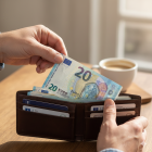 Imagen de un billete de 20 euros creada con IA.