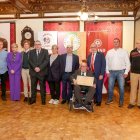 El Casino Amistad Numancia ha sido escenario de una emotiva ceremonia de la Peña Taurina Soriana.