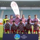 Hugo Jiménez, el primero por la izquierda en la final de abajo, y Hame, el segundo por la derecha, en el once inicial de Castilla y León.