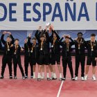 Los infantiles ganaron la primera medalla conjunta del Río Duero y el Sporting Santo Domingo.