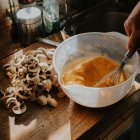 revuelto de setas con huevo