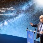El consejero de Cultura y Turismo, Gonzalo Santonja, durante la presentación de la exposición de Las Edades del Hombre  'EsperanZa'.
