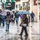 Viandantes en El Collado.