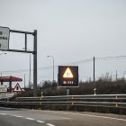 Indicador de nieve en la red viaria.