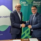 Alonso, director general de Avalmadrid (izq) y Javier Diago, director Zona Expansión en Caja Rural.