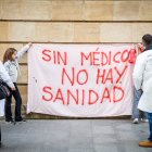 Detalle de la protesta frente a la Subdelegación.