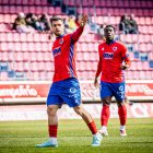 Escardó será baja el sábado en Oviedo debido a sus dolencias en el gemelo.