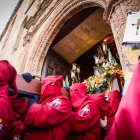 La Verónica y Jesús Caído en su emotiva salida desde San Pedro este Jueves Santo.