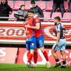 Victoria para mantenerse vivo en la pelea y que sirve de homenaje a la cantera y la afición