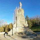 El Sagrado Corazón de Soria, una antigua fuente monumental hoy sin agua, se alza como mirador privilegiado sobre la ciudad
