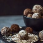 La morcilla dulce se reinventa incluso como postre en forma de trufas sofisticadas