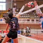 María Algarabel (dorsal 2) es una de las jugadoras del Sporting Santo Domingo convocadas por Castilla y León.