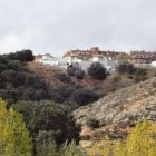 Figura 1. Las construcciones del Cerro (en blanco) no sobrepasan la línea de las existentes ya en Soria