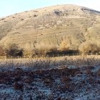 Patente escarcha en Espejo de Tera en la mañana de este miércoles tras la helada de madrugada.