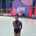 La soriana Clara Álvaro junto a la pista del icónico Olympia-Eissport-Zentrum de Garmish en la que se celebra hasta el próximo día 17 la Copa del Mundo.