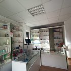 Interior de la farmacia de Espejón.