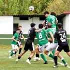 El San José quiere lograr un buen resultado en La Bañeza para sentenciar en la vuelta en Garray.