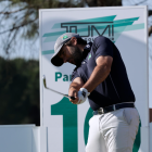 Daniel Berná ejecuta un golpe en una competición.