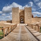 Puerta del Mercado de Almazán.