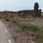 Lugar del accidente, en el que aún se apreciaban algunos restos del vehículo.