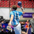 El nuevo jugador del BM Soria durante un partido con Argentina.