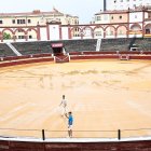 El ruedo de Soria queda vacío en el Domingo de Calderas tras suspenderse el festejo.