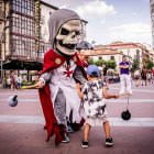 Con los gigantes y cabezudos comienza la programación cultural del verano en Soria.