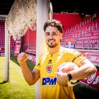 El agredeño Iván Martínez ya ejerce con nuevo jugador numantino.